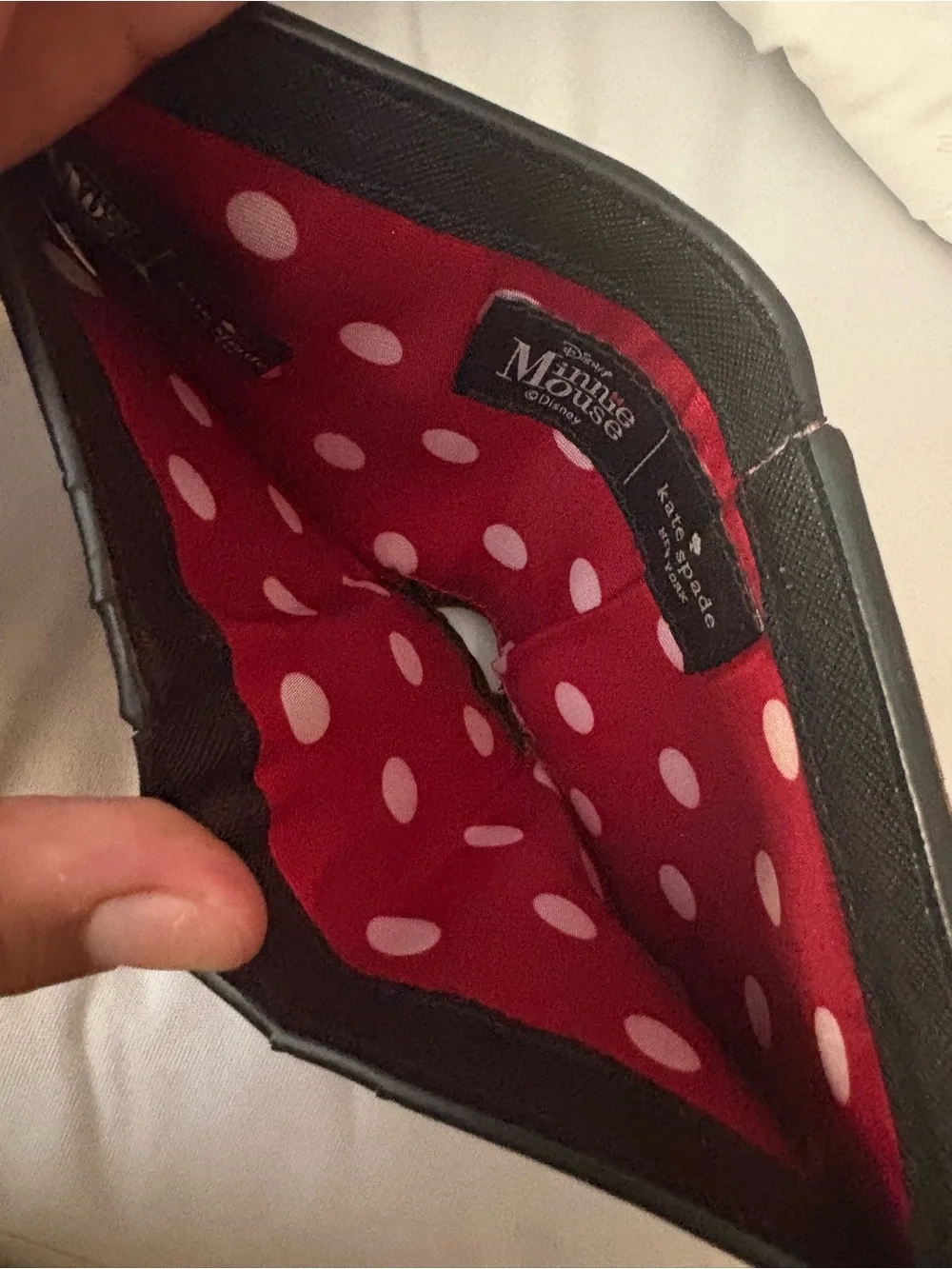 ♠️Kate Spade Minnie mouse wallet in good condition ♠️